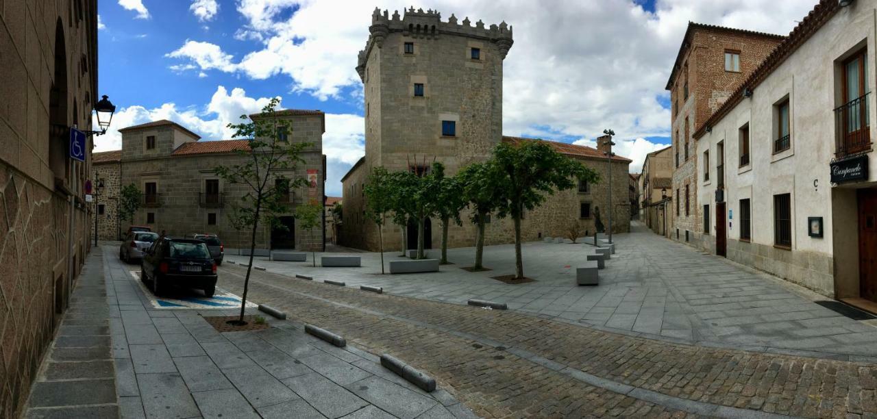 Vut Plaza Del Rastro Apartment Ávila Luaran gambar